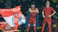 Es war einmal DFB-Pokal-Halbfinale 2015 mit Bayern München und Borussia Dortmund. Und die Bayern-Fans zeigten diese Choreografie. (Bild: AFP/CHRISTOF STACHE)