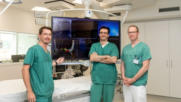 Die Kardiologen Martin Martinek, Georgios Kollias, Michael Derndorfer (v. l.) (Bild: Ordensklinikum Linz)