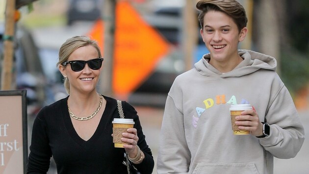 Reese Witherspoon mit Sohn Deacon (Bild: www.PPS.at)
