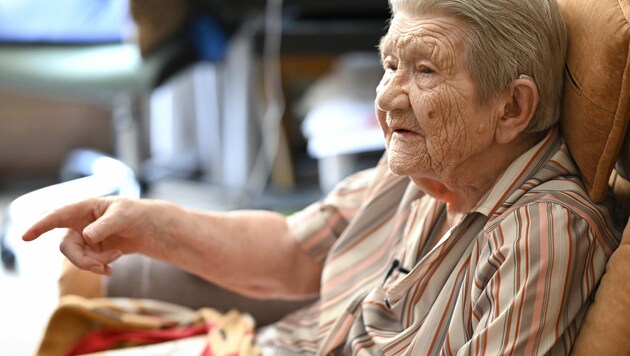 Die 100-jährige Hélène Wuillemin (Bild: AFP)
