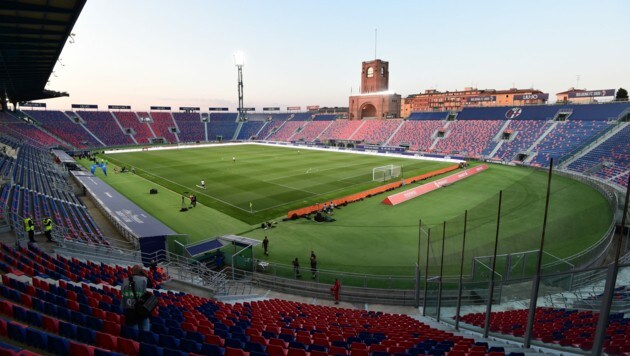 Gähnende Leere - wie etwa im Stadion des FC Bologna ... (Bild: AFP)
