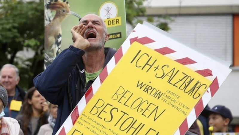 Demonstranten kämpfen weiter gegen die Freileitung (Bild: Tröster Andreas)