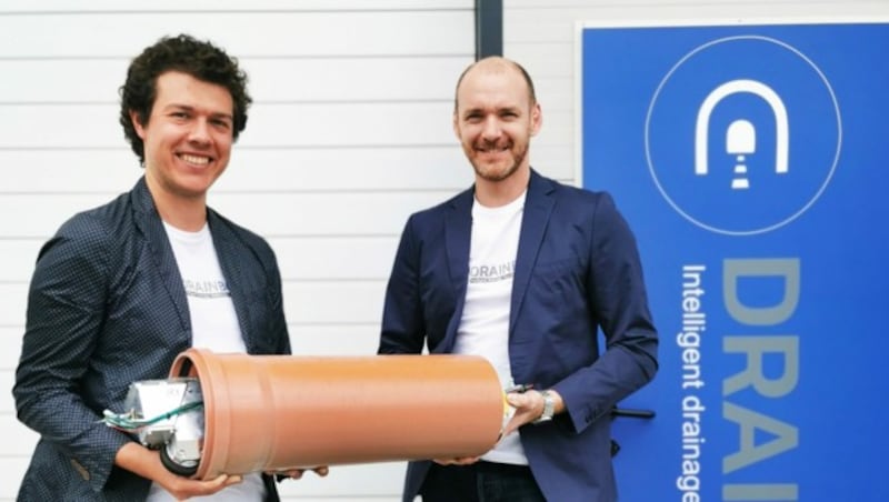 Starten international mit ihrer Tunnel-Anwendung durch: die DrainBot-Gründer Slaven Stekovic und Philipp Lepold (v. l.) (Bild: DrainBot)