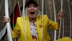 Juli 2020: Vivienne Westwood protestierte für Julian Assange. (Bild: APA/AFP/Niklas Halle‘n)