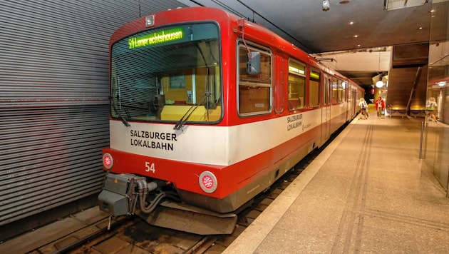 Kern des Projekts ist die teilweise unterirdische Verlängerung der Salzburger Lokalbahn durch die Innenstadt und weiter über Salzburg-Süd bis nach Hallein (Tennengau). (Bild: Markus Tschepp)