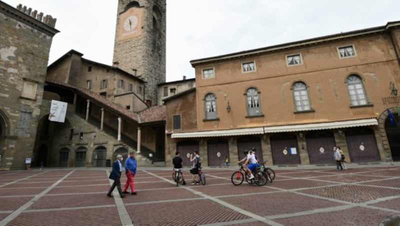 Die Piazza Vecchia in Bergamo ist fast menschenleer. (Bild: AFP)