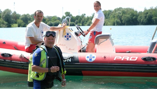 Taucher Werner Schieder mit Kollegen Sandra und Johann Himmelbauer (Bild: Einöder Horst)