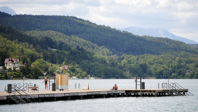 Im Strandbad Klagenfurt wurde ein Praktikant der Stadtwerke positiv auf das neuartige Coronavirus getestet. (Bild: APA/MICHAEL WALCHER)