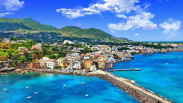 Die Busreise auf die italienische Insel Ischia wurde abgesagt. (Bild: ©Freesurf - stock.adobe.com)