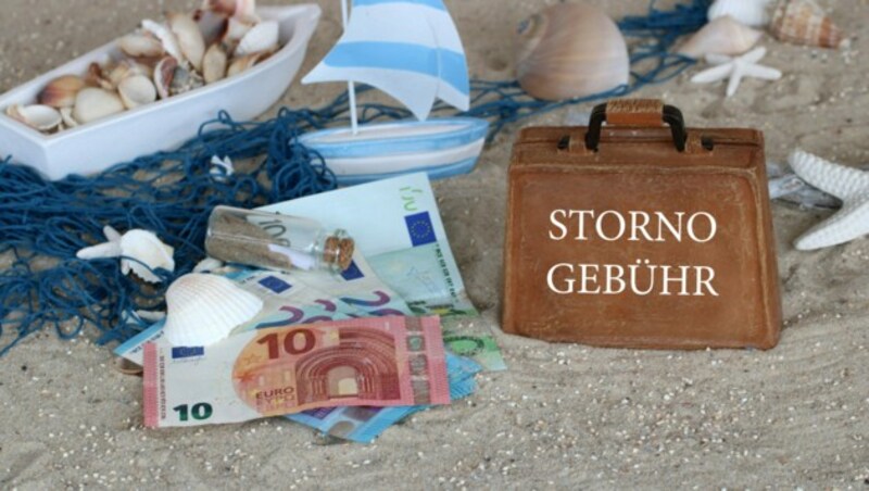 Für die Bearbeitung der Stornierung verlangte man von den Leserinnen eine Gebühr (Symbolbild). (Bild: ©Carmen 56 - stock.adobe.com)