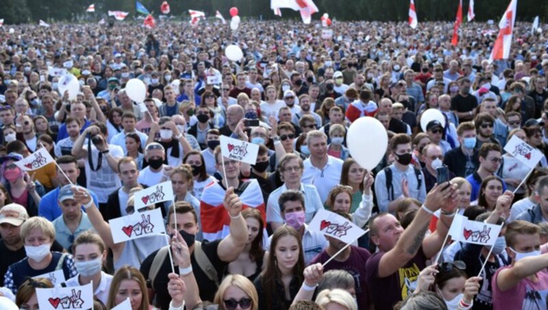 Proteste vor der Wahl in Weißrussland (Bild: AFP)