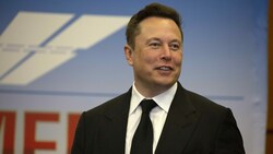 Tesla-Chef Elon Musk hat am Mittwoch Aktien des Elektroautoherstellers im Wert von 3,58 Milliarden Dollar verkauft. (Bild: APA/AFP/Getty Images/Saul Martinez)