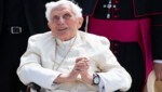 Der emeritierte Papst Benedikt XVI. (Bild: APA/dpa/Sven Hoppe)