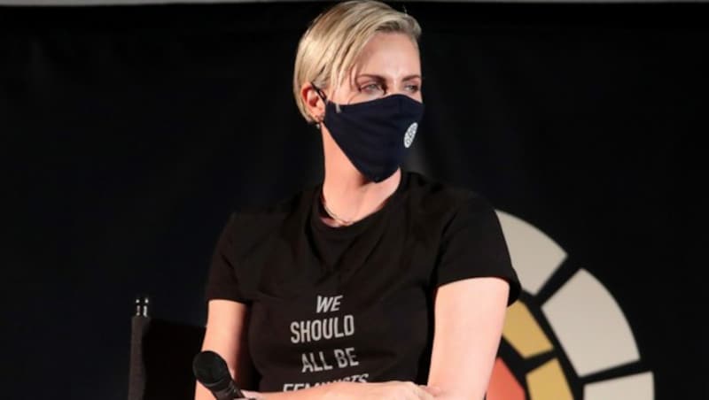 Charlize Theron bei einer Benefiz-Vorstgellung von „Mad Max: Fury Road“ für ihr „Africa Outreach Project“ im Juli 2020 in Los Angeles (Bild: APA/Rich Fury/Getty Images/AFP)