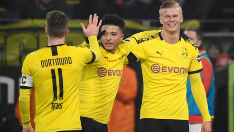 Jadon Sancho (Bildmitte) (Bild: AFP)