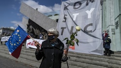 Polens Rechtsstaat steht erneut unter Kritik. (Bild: Wojtek RADWANSKI / AFP)