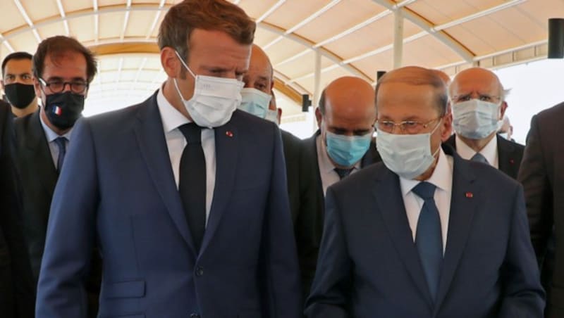 Am Donnerstag traf der französische Präsident Emmanuel Macron in Beirut mit seinem libanesischen Amtskollegen Michel Aoun zusammen. (Bild: AFP)