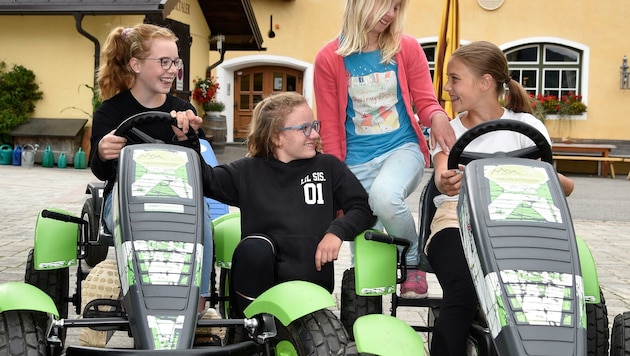 Nora, Sophia, Doreen und Sarah aus Köln machen Urlaub im Lungau. (Bild: Holitzky Roland)