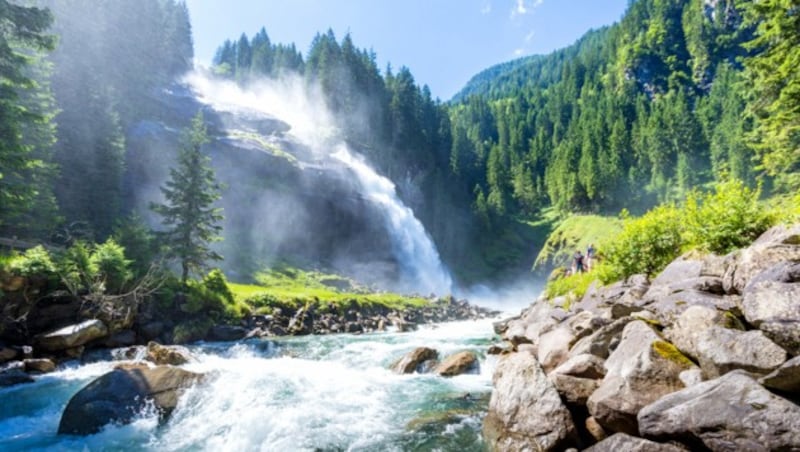 Die Krimmler Wasserfälle zählen zu den höchsten Wasserfällen Mitteleuropas. (Bild: ©mRGB - stock.adobe.com)