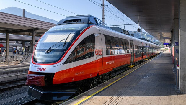 Der Verkehrsverbund Tirol (VVT) und die ÖBB heben die Regiozüge in Punkto Design und Qualität auf ein neues Niveau. (Bild: VVT/Oss)