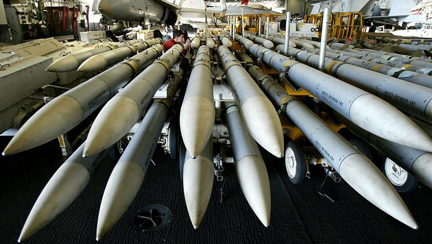 Um solche Raketen des Typs AMRAAM geht es bei dem Rüstungsdeal. (Bild: AFP)
