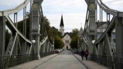 Schauplatz war Oberndorf in Salzburg (Bild: ANDREAS TROESTER)