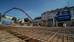 An der Baustelle wird unter Hochdruck gearbeitet. (Bild: Markus Wenzel)