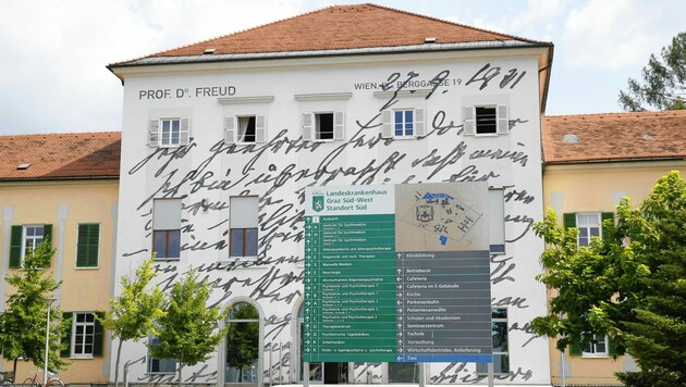 Tuberkulose-Alarm im ehemaligen LSF in Graz (Bild: ERWIN SCHERIAU/APA/picturedesk.com)
