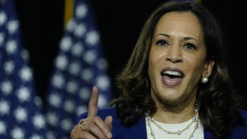 Biden setzt auf die Senatorin Kamala Harris als seine Vizekandidatin - sie wäre die erste Frau und Schwarze als Vizepräsidentin. (Bild: APA/Getty Images via AFP/GETTY IMAGES/Drew Angerer)