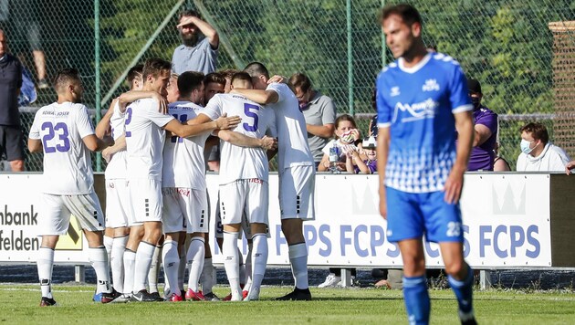 Spielen Austria Salzburg und der FC Pnzgau (re.) bald mit oberösterreichischen Vereinen in einer Regionalliga? Die Pläne dazu gibt es. (Bild: Jasmin Walter)