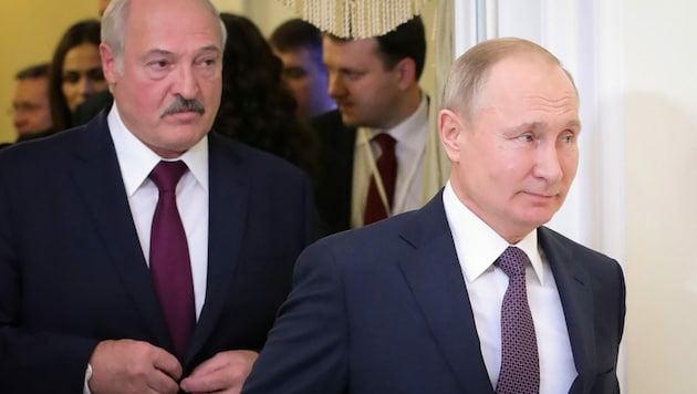 Alexander Lukaschenko und Wladimir Putin (Bild: AFP)
