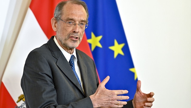 Bildungsminister Heinz Fassmann (Bild: APA/HERBERT NEUBAUER)