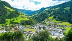 Im Großarltal gibt es Straßensperren. (Bild: GERHARD SCHIEL)