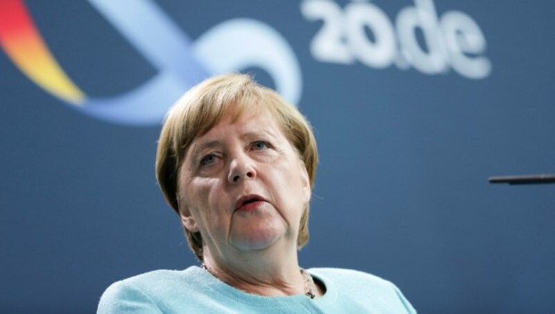 Die deutsche Kanzlerin Angela Merkel betonte, dass sich die EU-Staaten klar auf die Seite der Demonstranten stellen. (Bild: AFP/Michael Sohn)