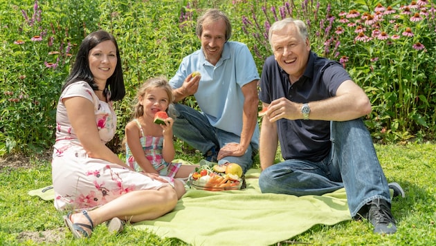 Wirklich gemütlich: ein Picknick draußen in der Natur (Bild: Bollwein)