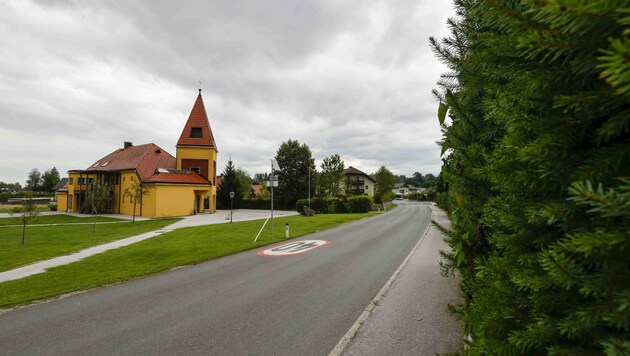 Die Grünen schlagen die Fläche beim Kirchenzentrum vor (Bild: Tschepp Markus)