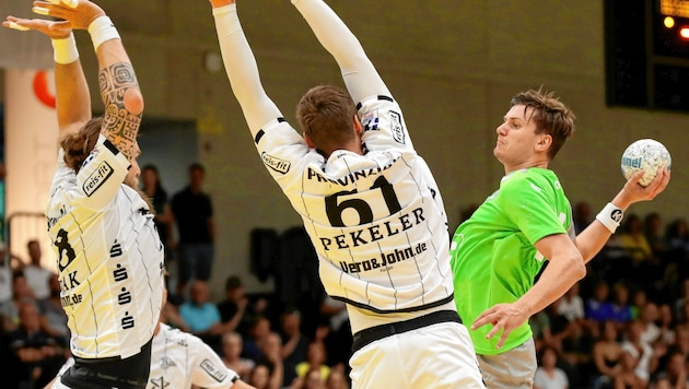 Bereits im Vorjahr testeten die Handball-Stars von Kiel rund um Pavel Horak und Hendrik Pekeler im Grazer Sportpark, (Bild: GEPA pictures)
