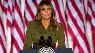 Ex-First Lady Melania Trump: Schadet das neue Buch oder bringt es Stimmen? (Bild: AP)