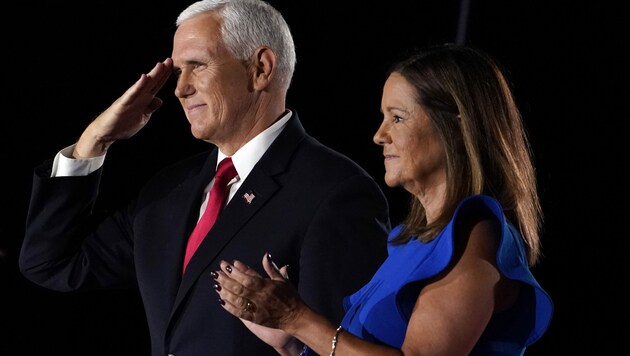 Der amtierende Vizepräsident Mike Pence und seine Frau Karen (Bild: AP)