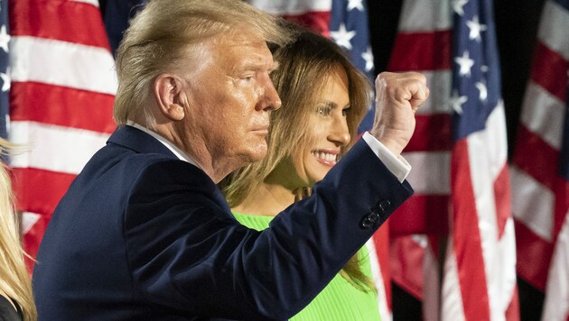 Donald und Melania Trump nach der Nominierungsrede (Bild: AP Photo/Alex Brandon)