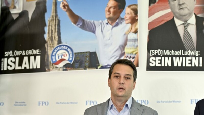 FPÖ-Spitzenkandidat Dominik Nepp (Bild: APA/HERBERT NEUBAUER)