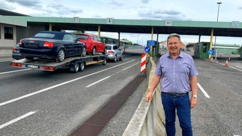 Der Nickelsdorfer Bürgermeister Gerhard Zapfl am Vortag der Sperre an der ungarischen Grenze (Bild: Christian Schulter)