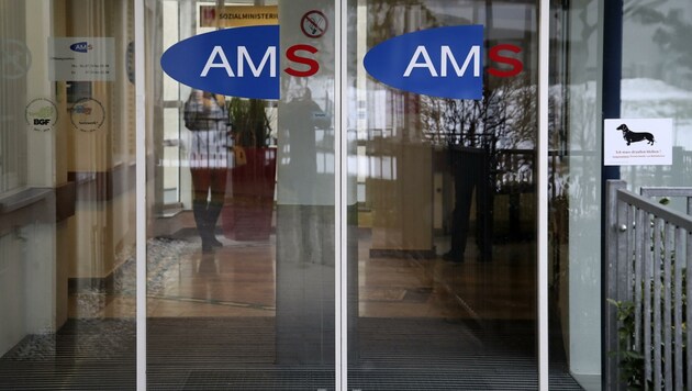 Das AMS Salzburg erwartet im Herbst wieder einen großen Anstieg bei der Arbeitslosigkeit. (Bild: Tröster Andreas)