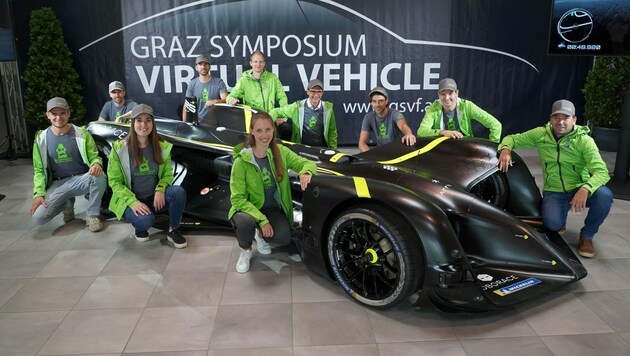 Das „Autonomous Racing Team“ aus Graz, bestehend aus klugen Köpfen des TU-Instituts für Regelungs- und Automatisierungstechnik und von Virtual Vehicle. Das rein computergesteuerte „Robocar“ hält mit 282,4 km/h derzeit den Weltrekord. (Bild: Virtual Vehicle)