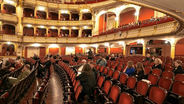 In der Grazer Oper werden die Sitzplätze im Schachbrettmuster verkauft (Bild: Oliver Wolf)