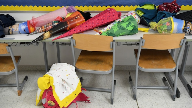 More important than school bags and presents is time spent together by parents and children, especially at the start of school. (Bild: APA/Roland Schlager)