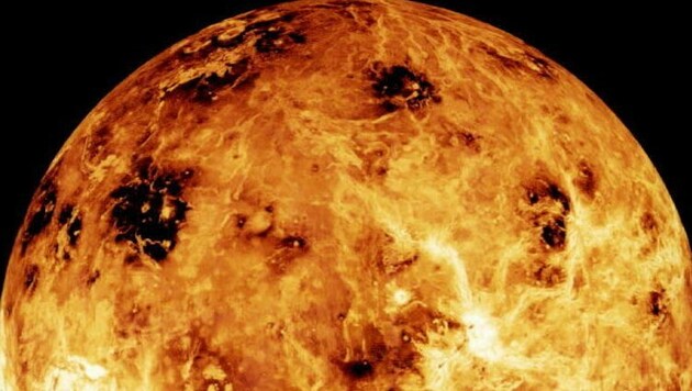 Die Venus ist als glühender Feuerball bekannt. Nun wollen Wissenschaftler ausgerechnet dort Hinweise auf Leben entdeckt haben. (Bild: AFP)