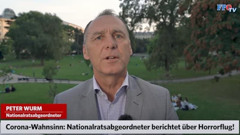 In einem YouTube-Clip schilderte der FPÖ-Abgeordnete sein „Schreckenserlebnis“. (Bild: youtube.com/FPÖ TV)