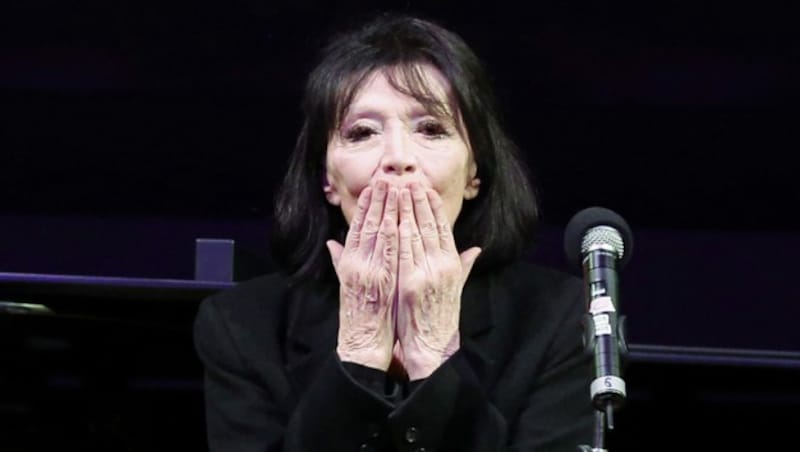 Juliette Greco auf der Bühne des Louvre Auditorium am 5. Februar 2016. (Bild: AFP/Francois Guillot)