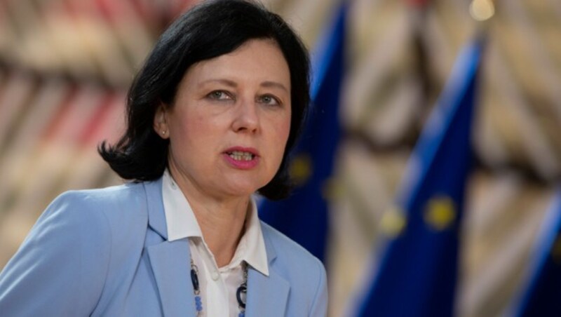 Vera Jourova, Vizepräsidentin der EU-Kommission (Bild: The Associated Press)